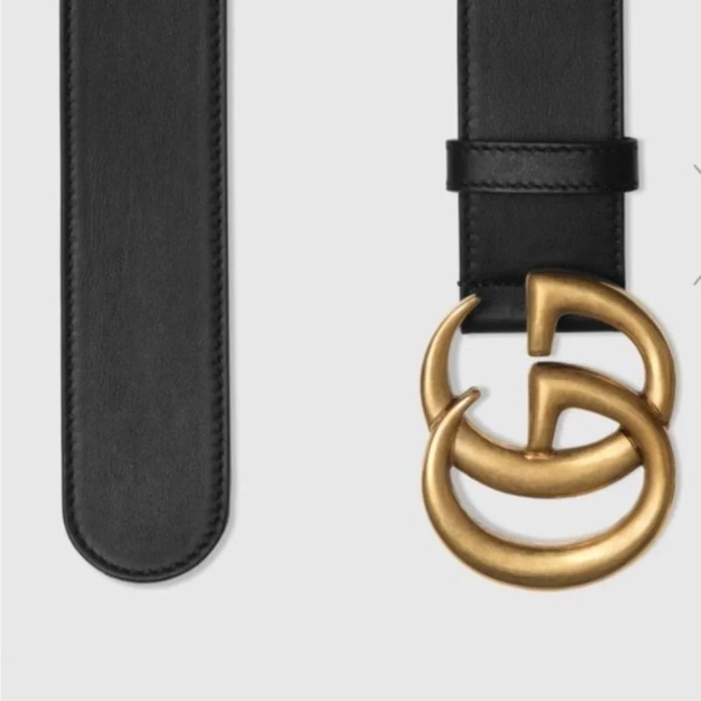 Gucci Leather Double G buckle  Belt Black Made in Italy 1in Wide New Sz. 100-40